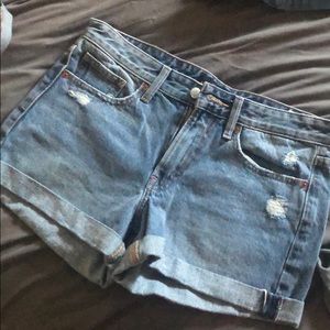BOYFRIEND SHORT